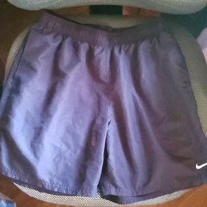 Nike Shorts L
